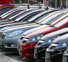 Автомобильный рынок пытаются реанимировать  «дешевыми» кредитами