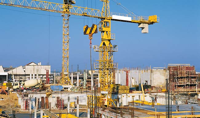 Объем строительных работ в Украине в 2023 вырос, но жилищное строительство падает