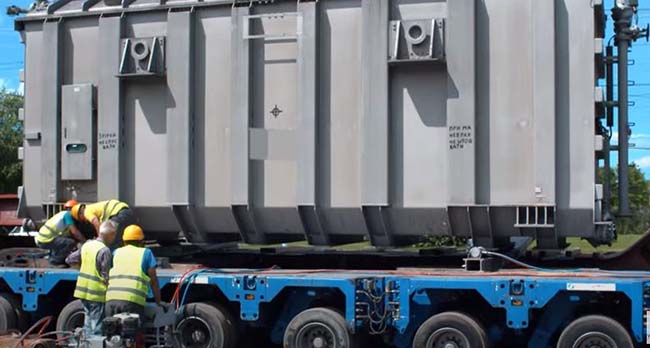 В Україну привезли 210-тонний трансформатор. Шлях із ФРН зайняв 3 місяці