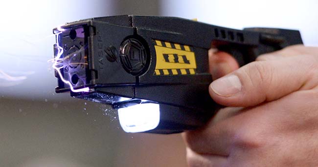 Безопасность в кармане: как пользоваться электрошокером Безопасность в кармане: как пользоваться электрошокером