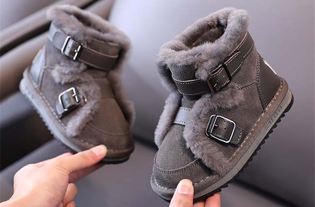 На что обратить внимание при выборе детской обуви. Полезные советы На что обратить внимание при выборе детской обуви. Полезные советы