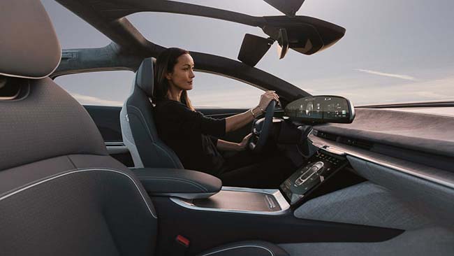 Экокожа автомобильная: популярный тренд в интерьере «железных коней» Экокожа автомобильная: популярный тренд в интерьере «железных коней»